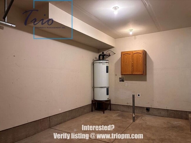 Building Photo - 457 Autumn Ave