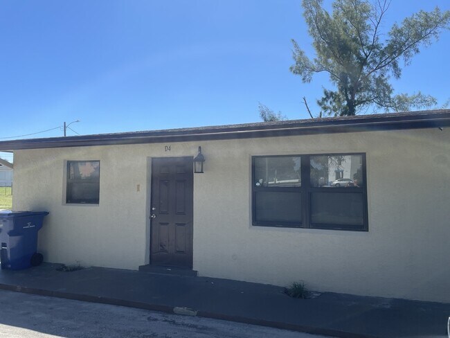 Building Photo - 2830 Avenue S