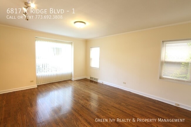 Building Photo - 6817 N Ridge Blvd