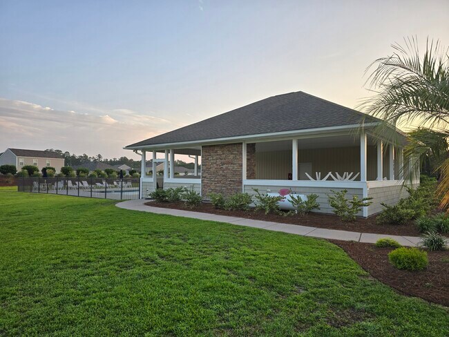 Building Photo - 4174 High Glen Dr