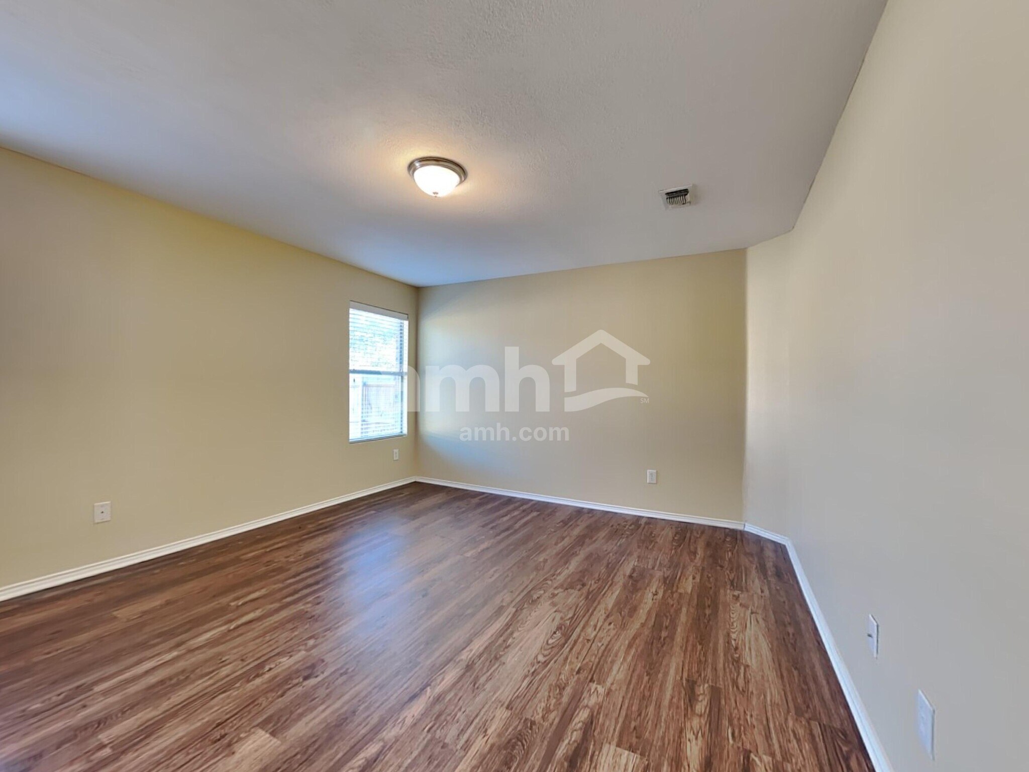 Building Photo - 1514 Lonesome Dove Trail