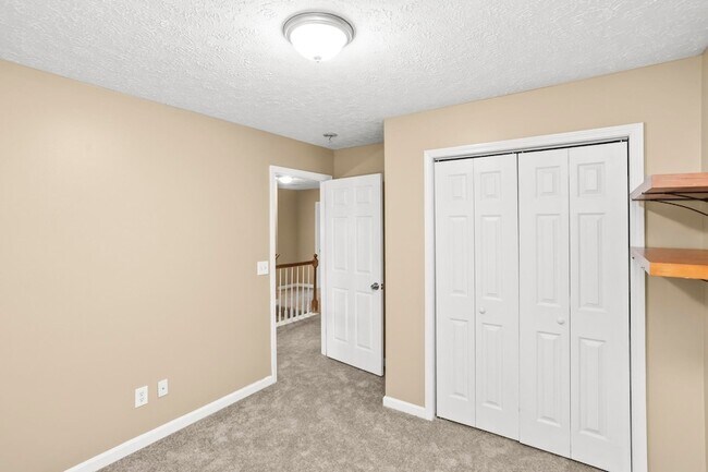 Building Photo - 1604 Overcreek Ct