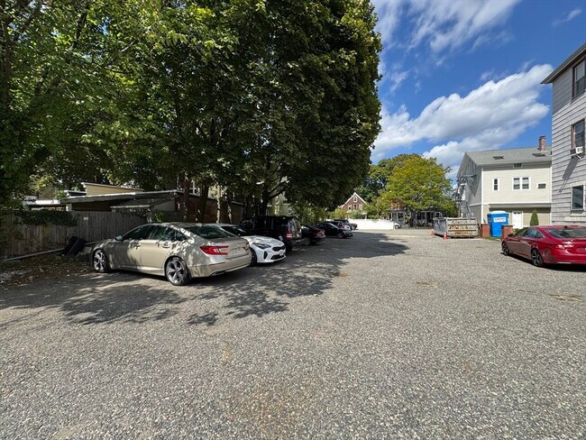 Building Photo - 6 McLean Pl