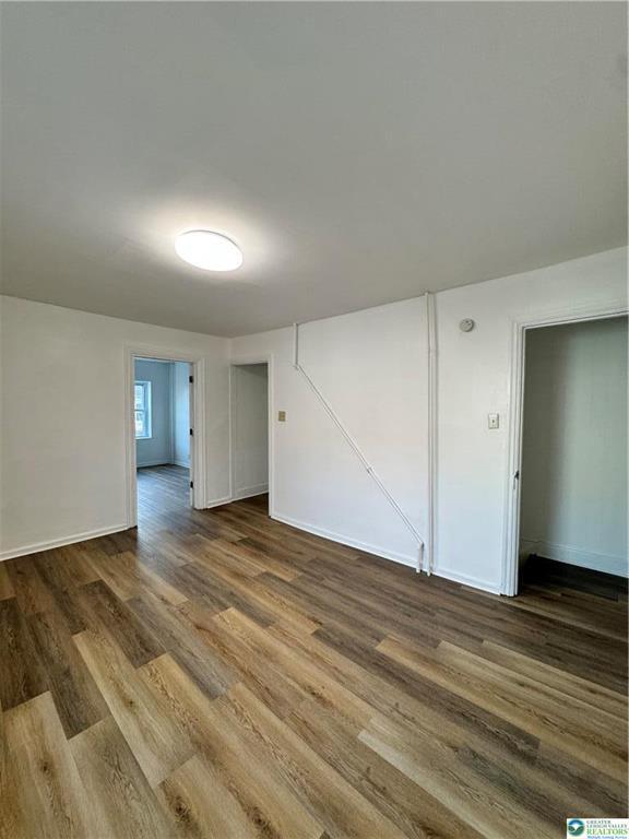 Building Photo - 213 W Chew St