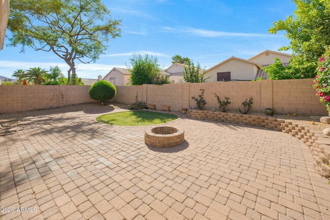 Building Photo - 9321 E Caribbean Ln