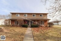 Building Photo - 5605 W Hills Rd