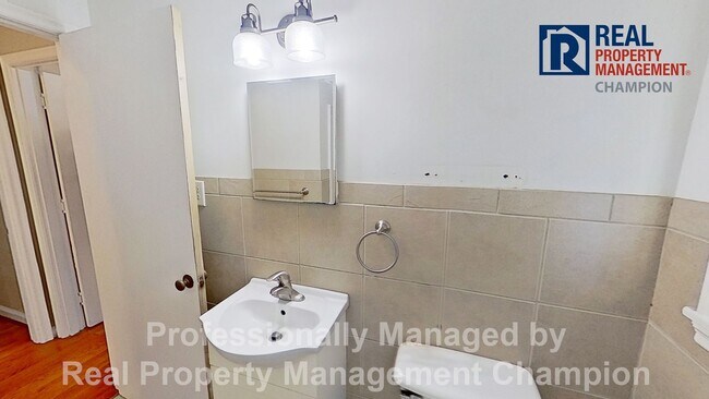 Building Photo - All Brick Ranch Style Home on Large Corner Lot