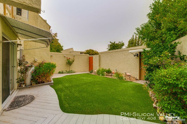 Building Photo - 520 S Cascade Terrace