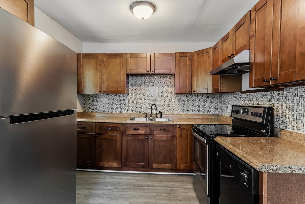 Building Photo - 748 Barclay Ln