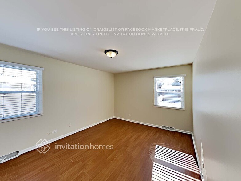 Building Photo - 640 N Ashbury Ave