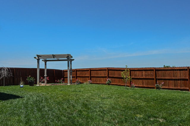 Building Photo - Pet Friendly Four Bedroom!