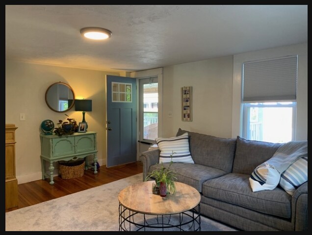 Building Photo - 39 Colony Ct