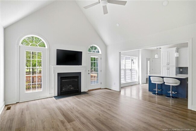 Building Photo - 50 Dino Ct