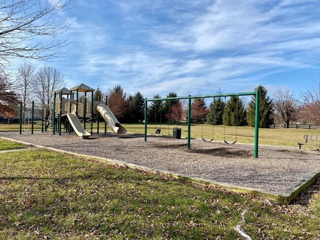 Building Photo - Beautiful 4 bedroom, 2.5 bathroom home in Ingalls- Prairie Hollow Community