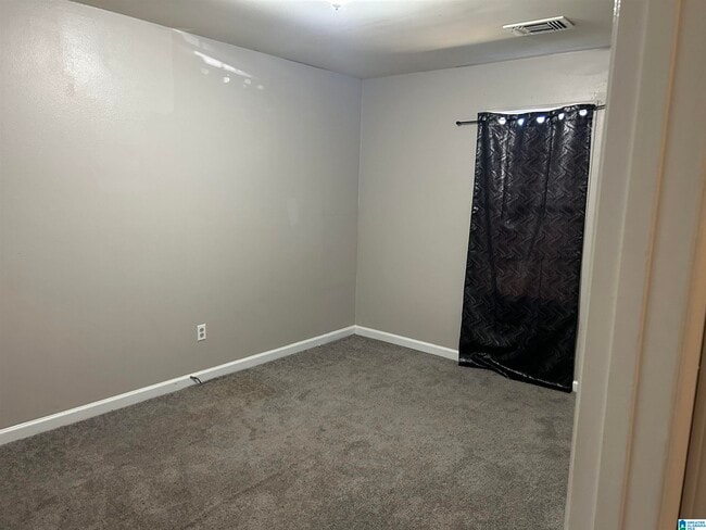 Building Photo - 179 1st St