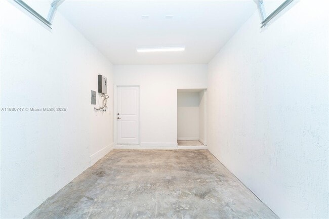 Building Photo - 2481 NW 124th St