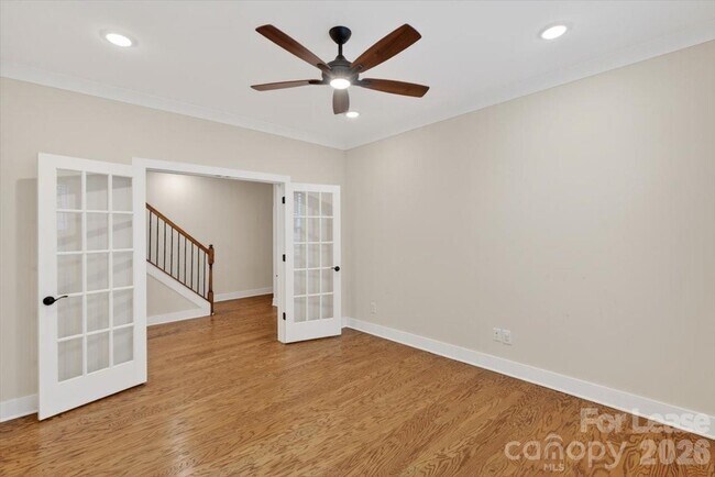 Building Photo - 5201 Valley Stream Rd