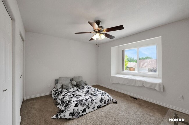 Building Photo - Spacious 4BR Townhome in Greeley