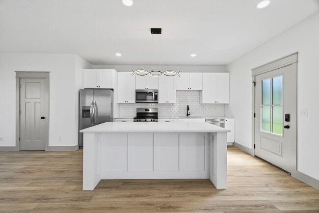 Building Photo - *August 2026* - Brand New 5 Bed, 5.5 Bath Townhome!