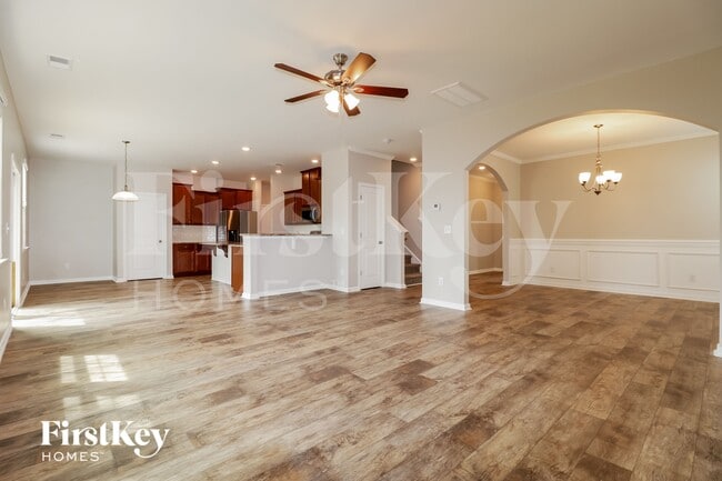 Building Photo - 353 Bradley Bend Dr