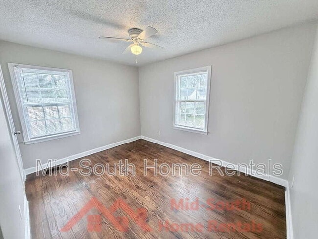 Building Photo - 2914 Hoskins Rd