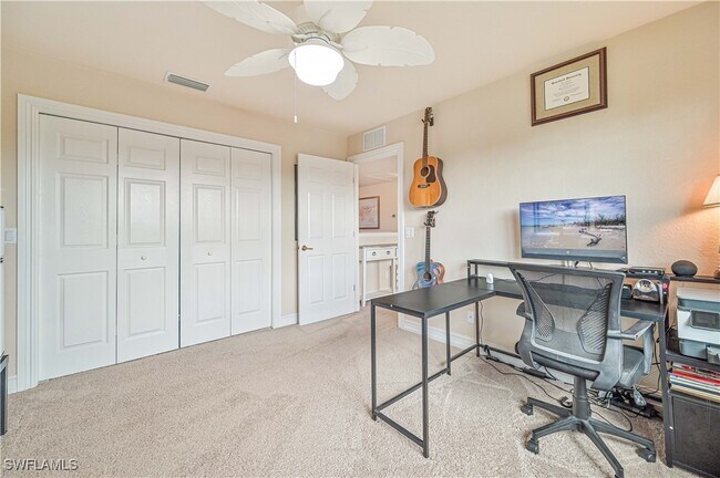 Building Photo - 9280 River Otter Dr