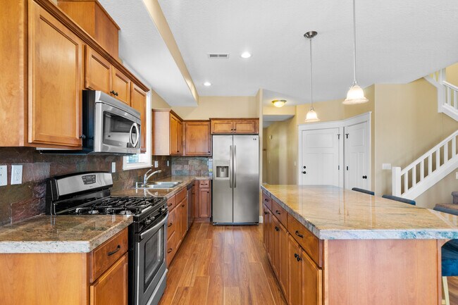 Building Photo - 4725 SE 28th Ave