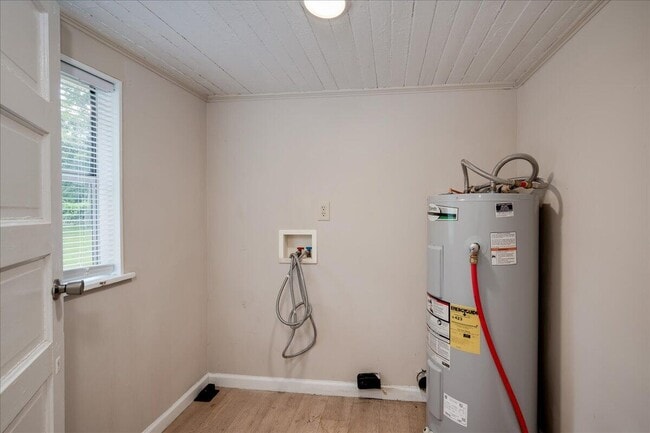 Building Photo - 2034 Fenwick St