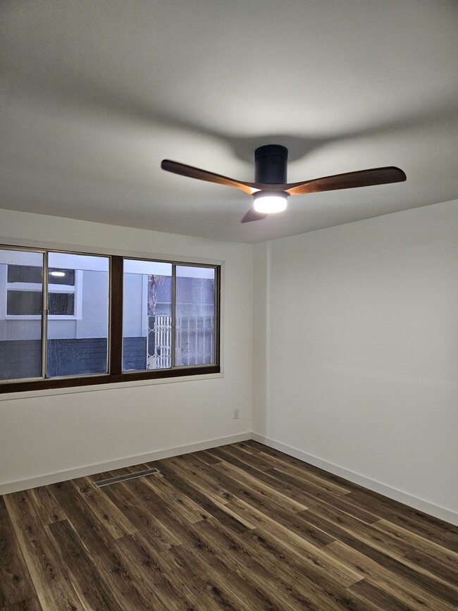 Downstairs bedroom - 3657 Broadmoor Blvd