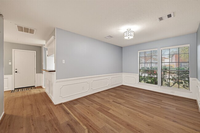 Building Photo - 3204 Farmers Field