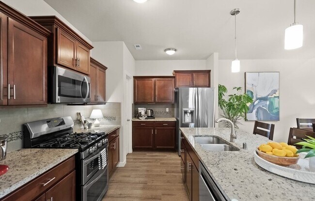 Building Photo - 3bed/2.5bath with Lofted Space at Harbor Crossing!