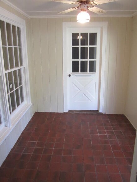 Building Photo - 4036 NW 30th Ter