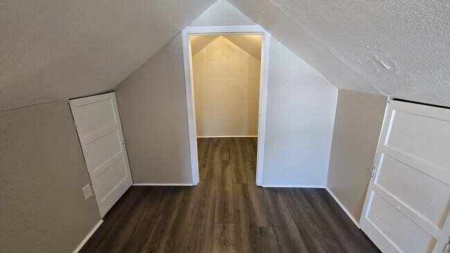 Building Photo - 2914 Sewell St