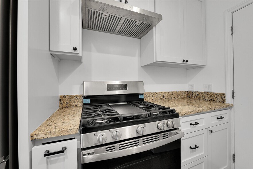 Building Photo - 4078 Alla Rd