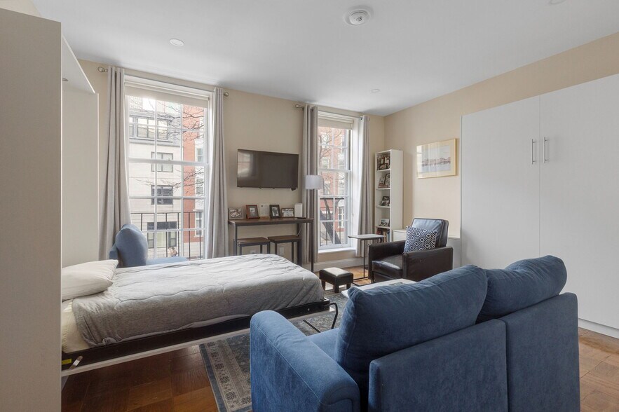 Building Photo - 21 Bowdoin St