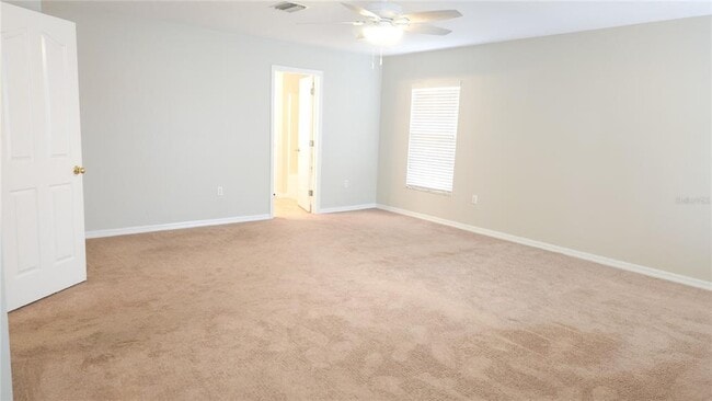 Building Photo - 6955 Lake Eaglebrooke Dr