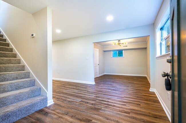 Building Photo - 7605 Fleming Hills Dr SW