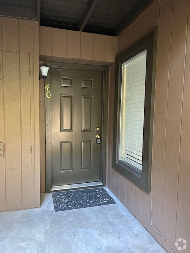 Building Photo - Charming 2 Bedroom, 1 Bath Condo in Cotati...