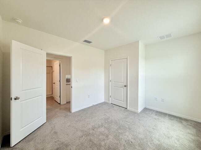 Building Photo - 10759 Penny Gale Loop