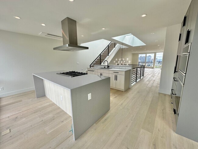 Building Photo - 507 Galer St