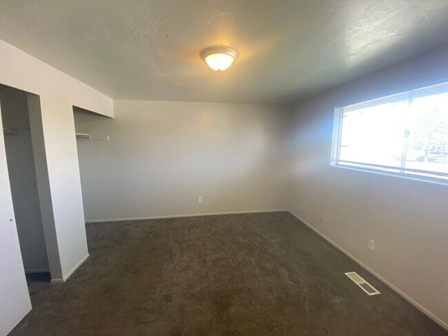 Building Photo - 3359 W 4100 S