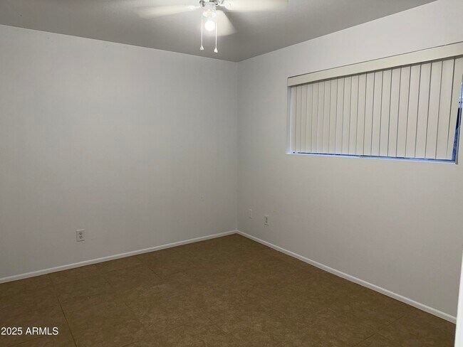 Building Photo - 7130 N 54th Ave