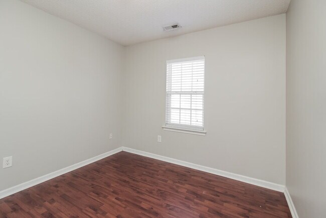 Building Photo - 6927 Ayrshire Glen Pl