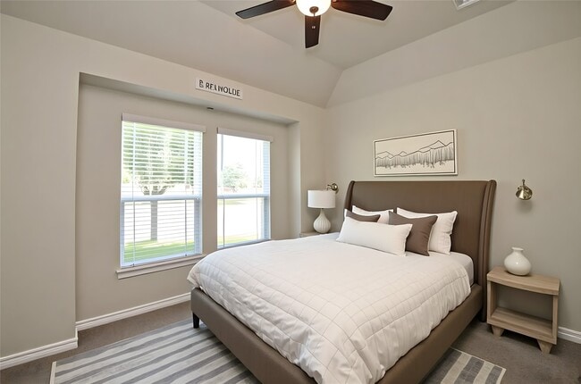 Building Photo - 11134 Honeysuckle Haven Dr