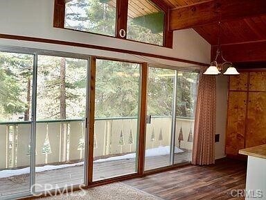 Building Photo - 31587 Circle View Dr