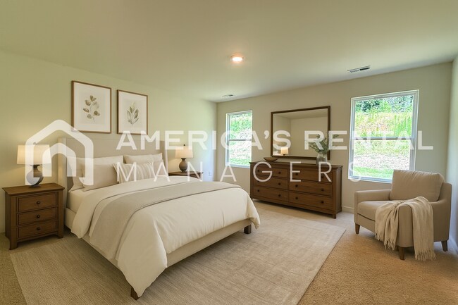 Building Photo - Home for rent in Chelsea! - SIGN A 13 MONTH LEASE BY 06/30/26 TO RECEIVE A $250 DISCOUNT ON YOUR ...