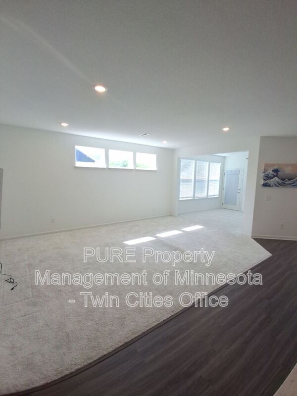 Building Photo - 4654 Schilling Way