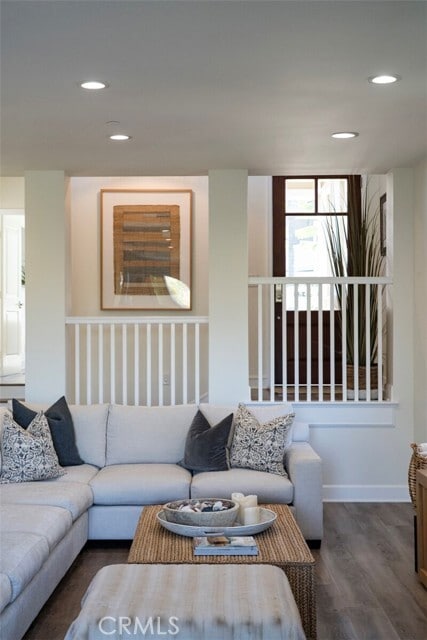 Building Photo - 214 Avenida Montalvo