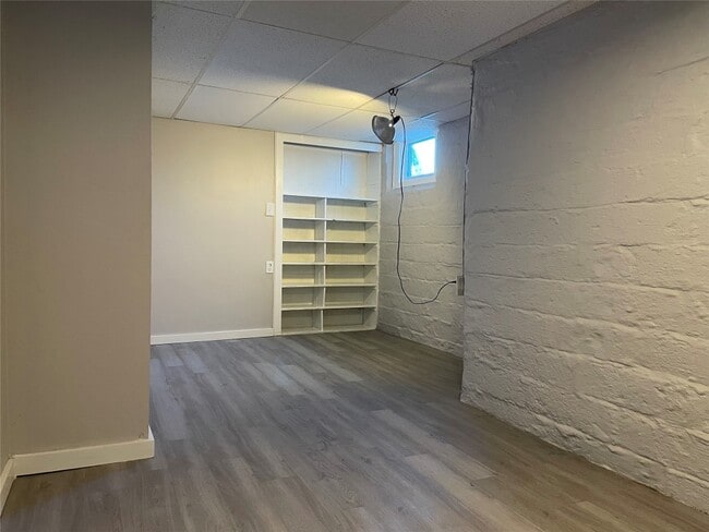 Building Photo - 639 Chenango St
