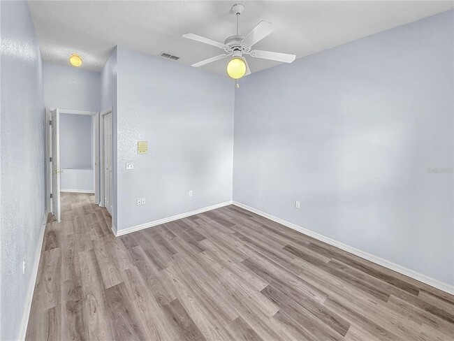 Building Photo - 7840 Ashford Dr